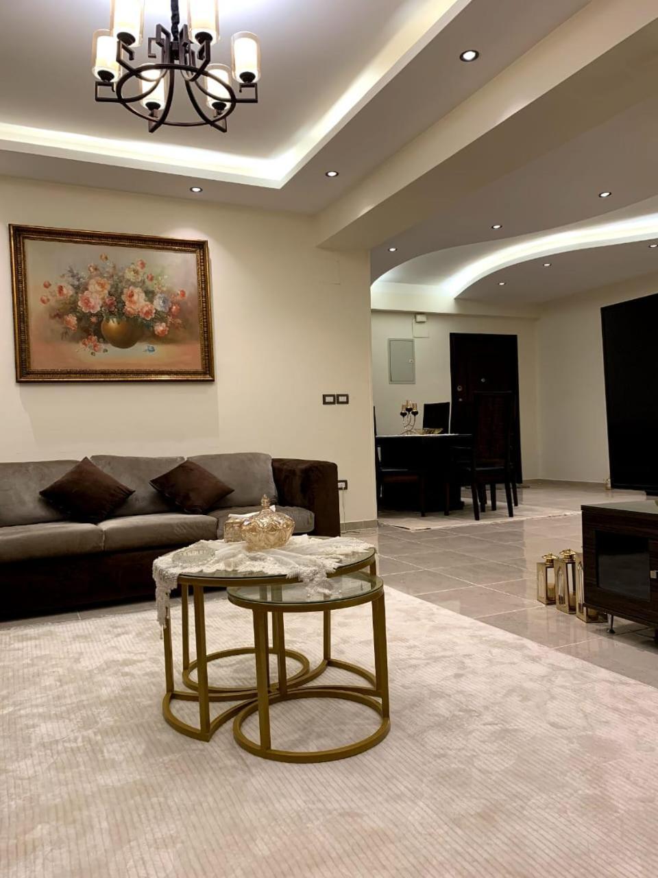 شقه فندقيه برج أم كلثوم Zamalek 3bd