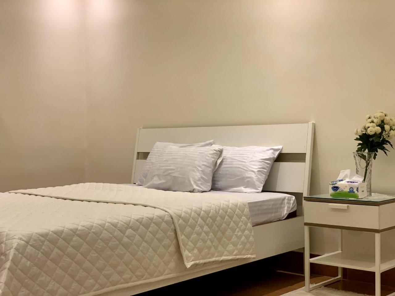 شقه فندقيه برج أم كلثوم Zamalek 3bd Kairo