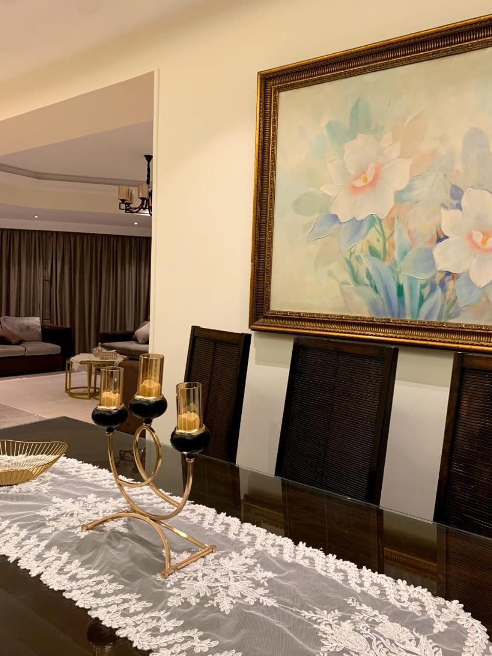 Apartment شقه فندقيه برج أم كلثوم Zamalek 3bd